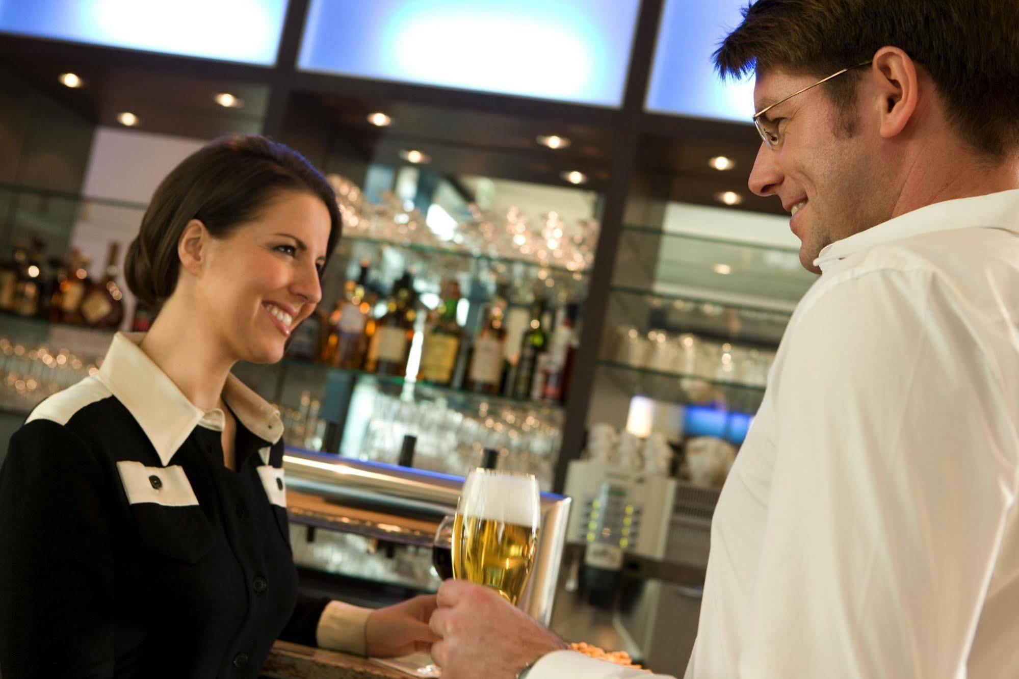 IntercityHotel Erfurt Esterno foto
