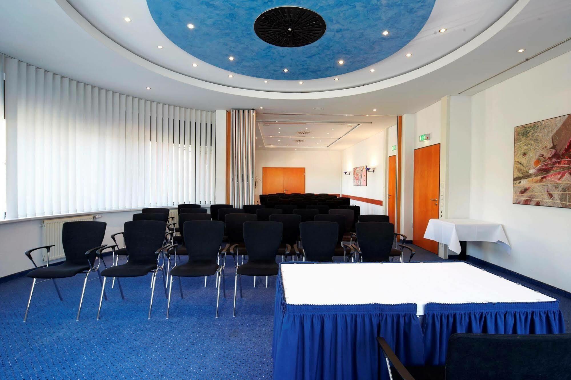 IntercityHotel Erfurt Esterno foto